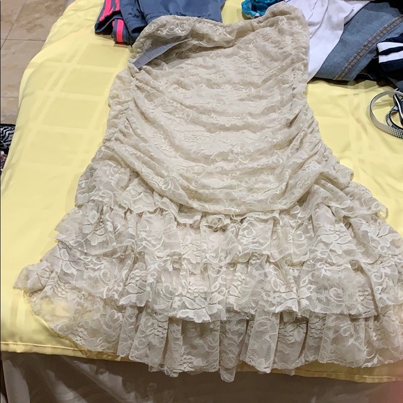 Fabiola tan dress - Picture 3 of 3